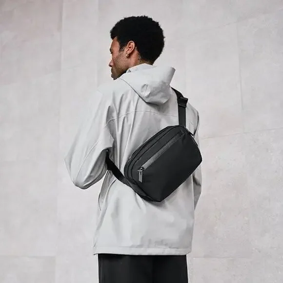 NWT Alpaka Go Sling Travel Bag Black Axoflux 600D - Picture 3 of 4